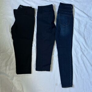 Lot of 3 Women’s Size 2 Pants Jeans Refuge The Limited Old Navy Crop